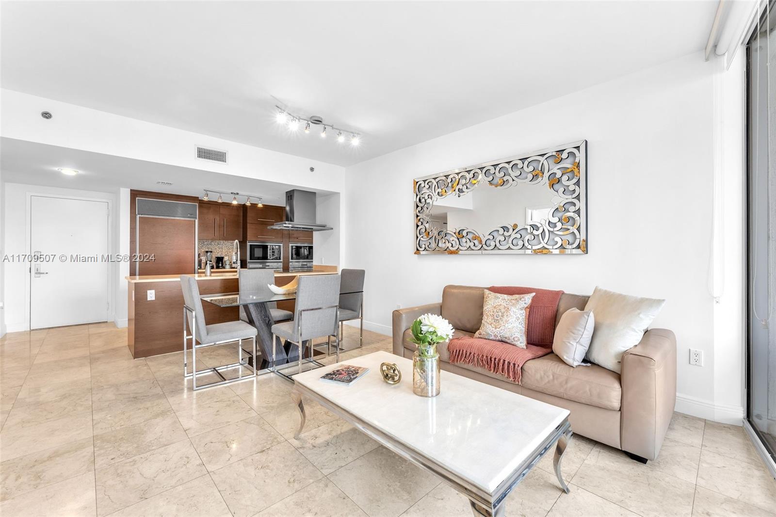 ICON BRICKELL CONDO NO 3 - Residential