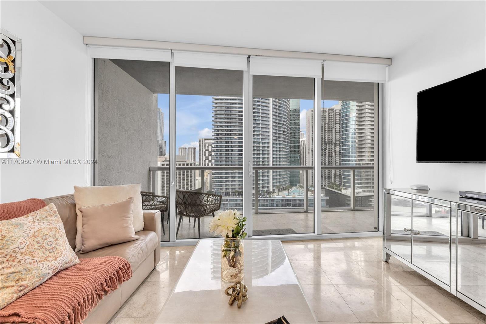 ICON BRICKELL CONDO NO 3 - Residential