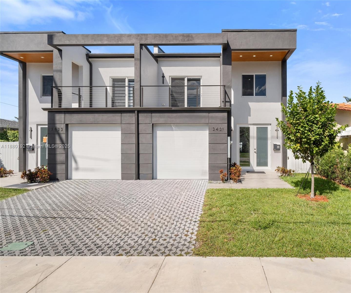 3431 SW 16th Ter 3431