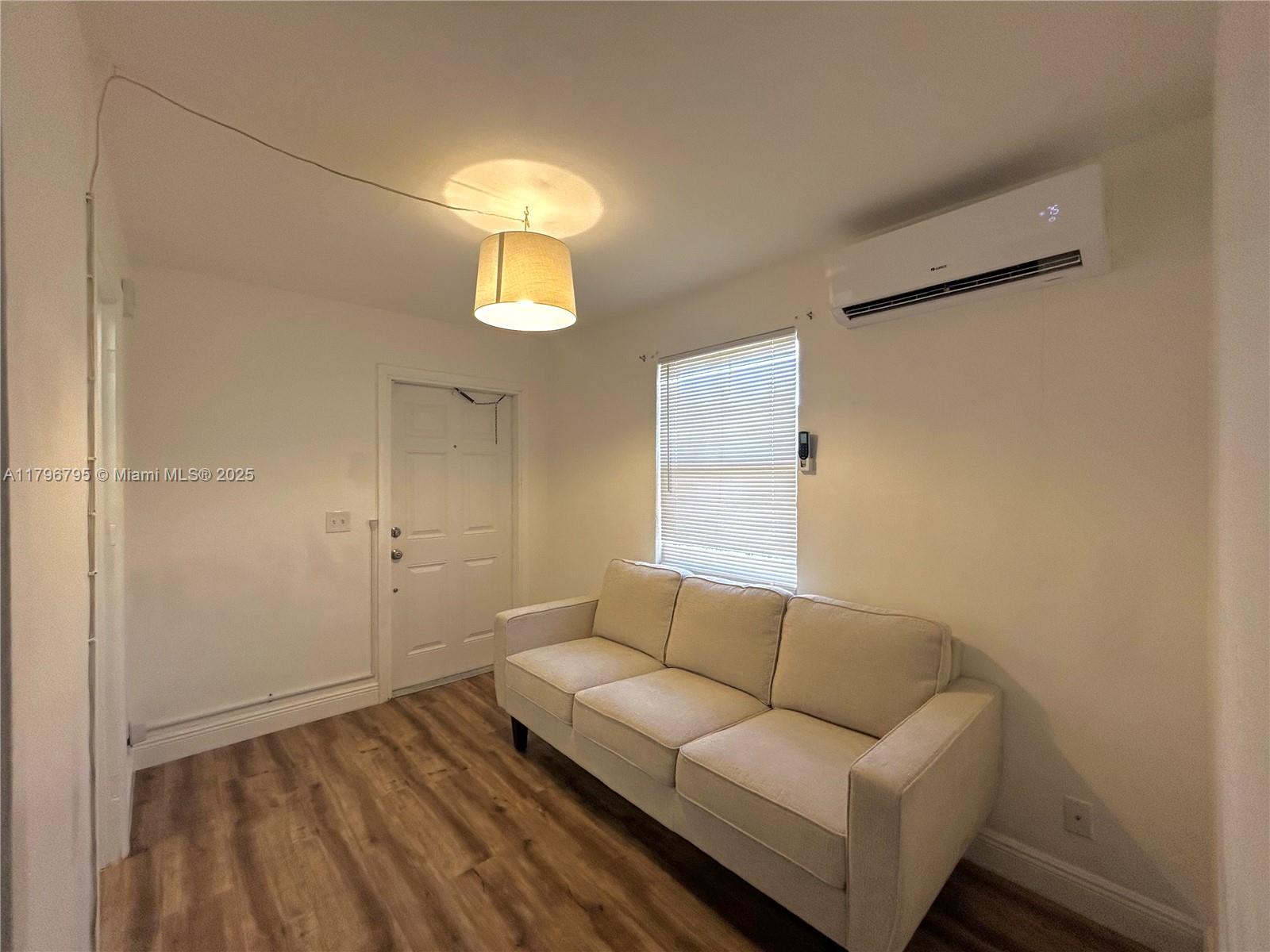 407 NW 11th Ave 407