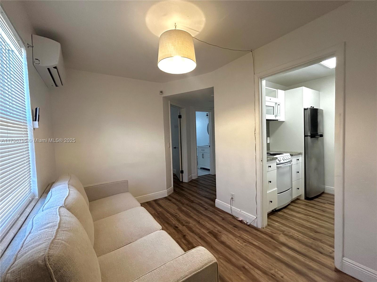 407 NW 11th Ave 407