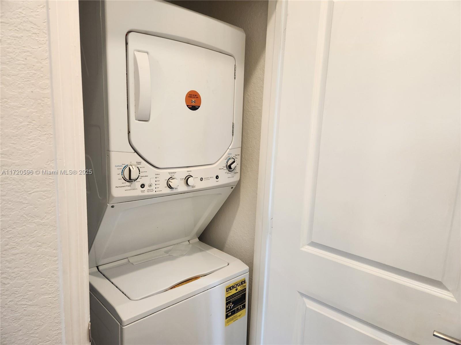 PRINCETON - Residential