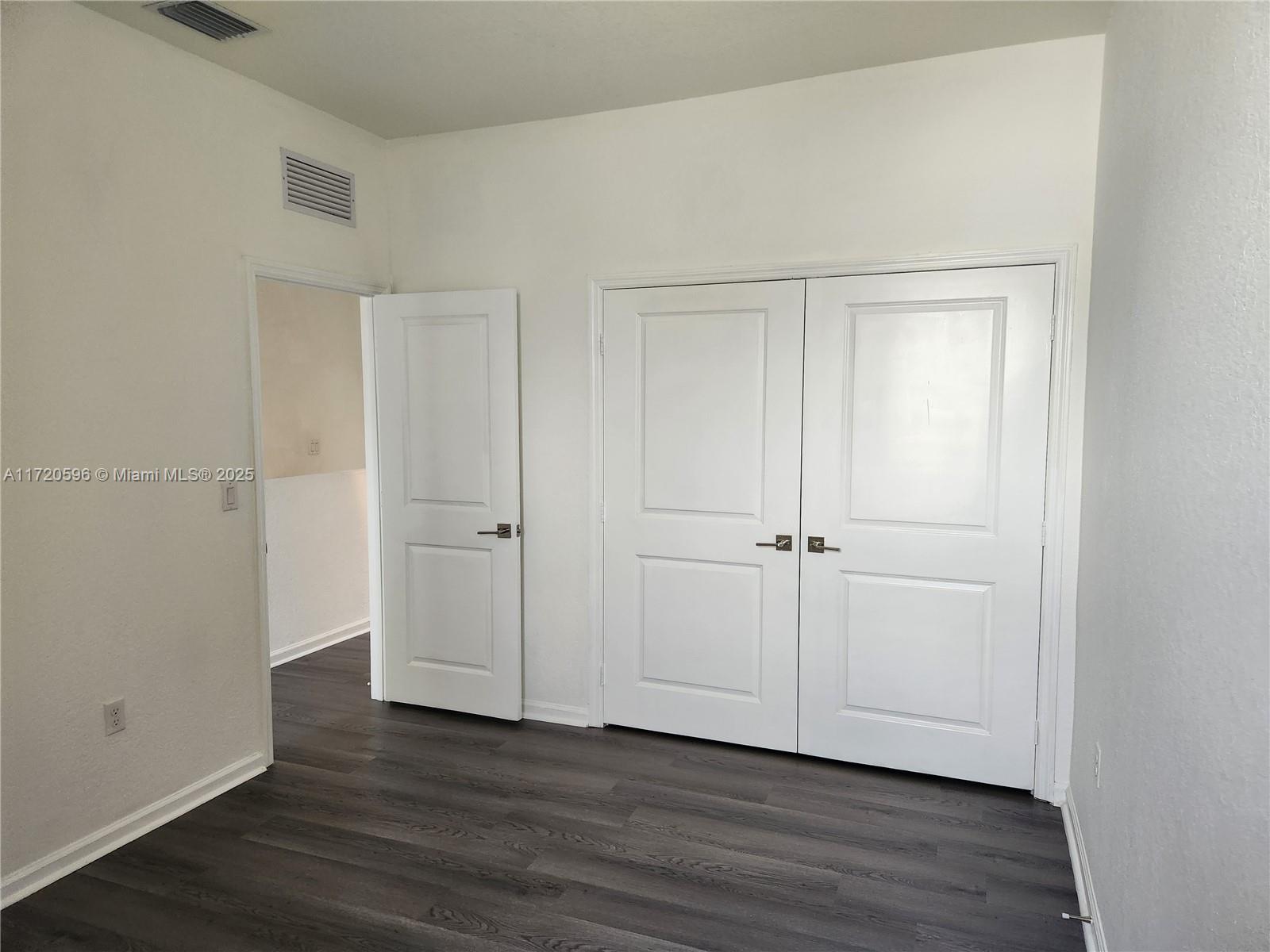 PRINCETON - Residential