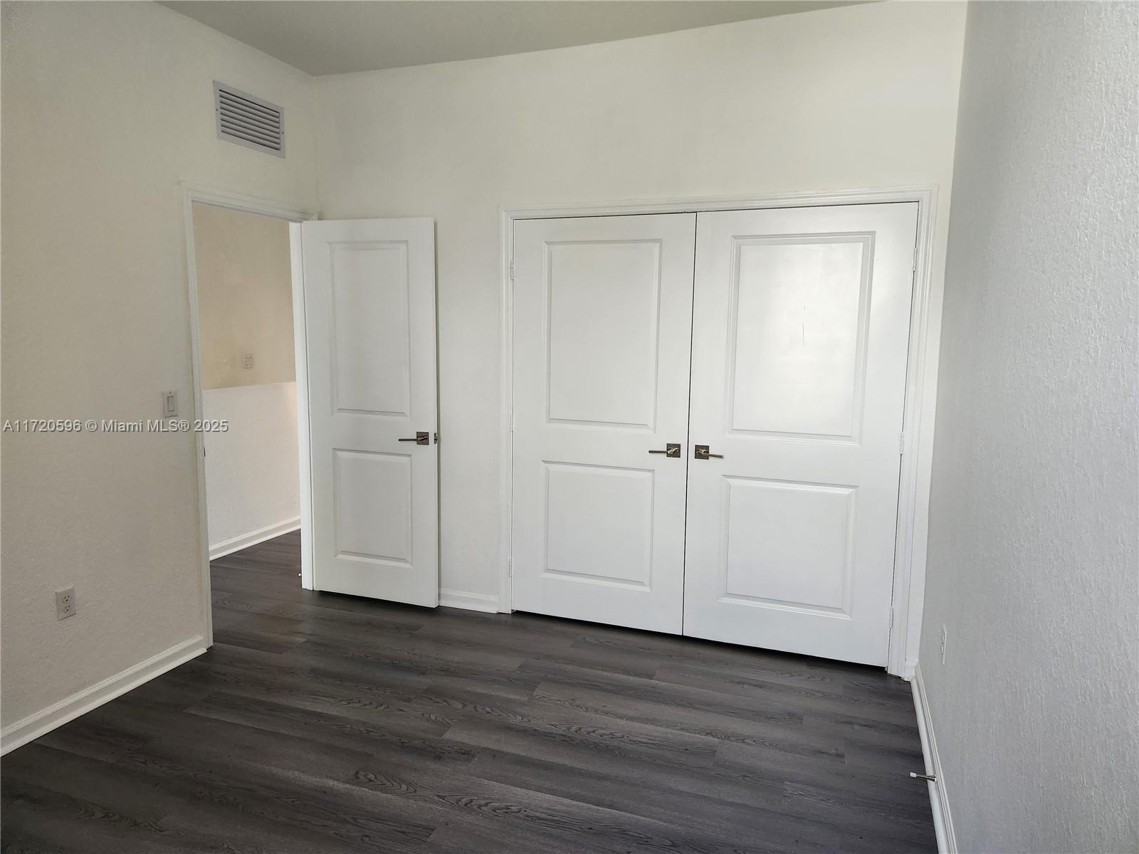 PRINCETON - Residential