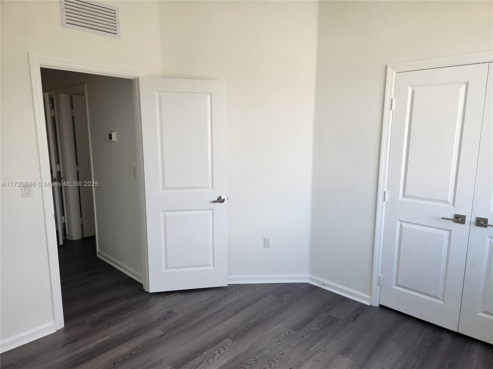 PRINCETON - Residential