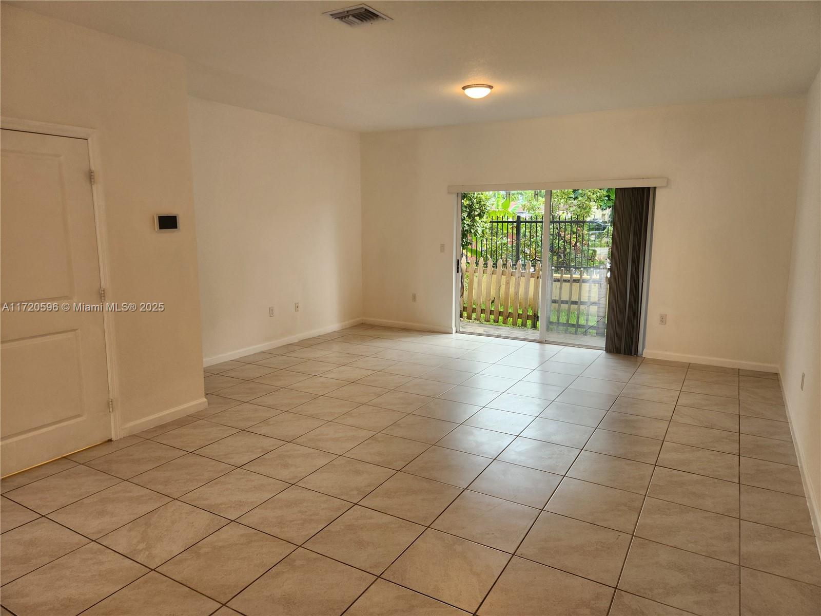 PRINCETON - Residential