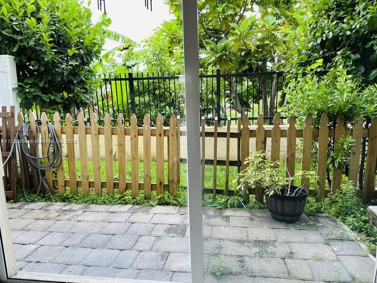 PRINCETON - Residential