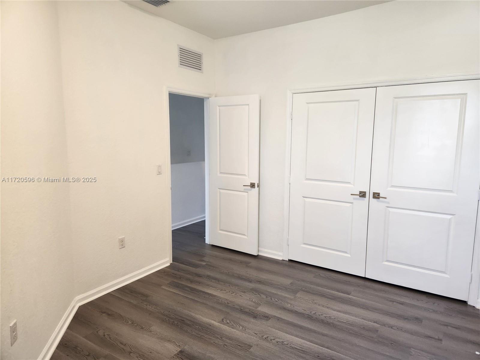 PRINCETON - Residential