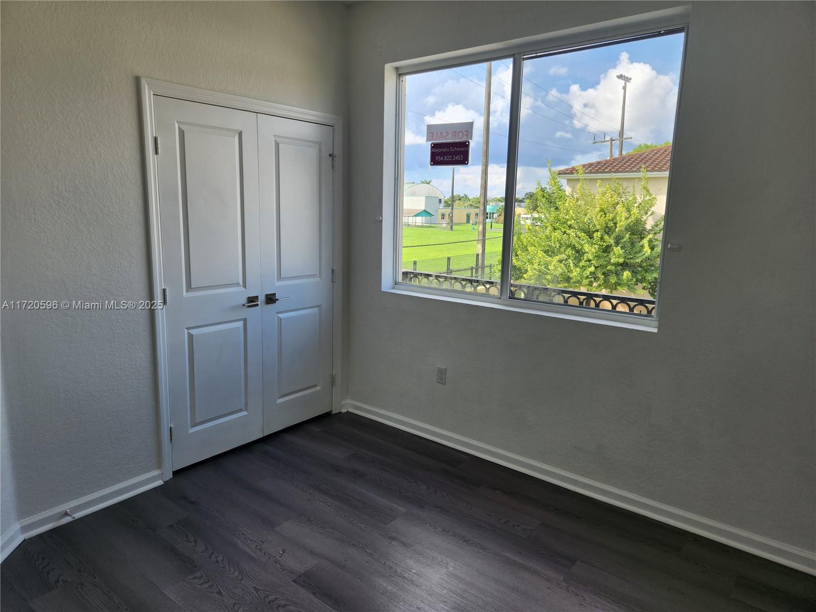 PRINCETON - Residential