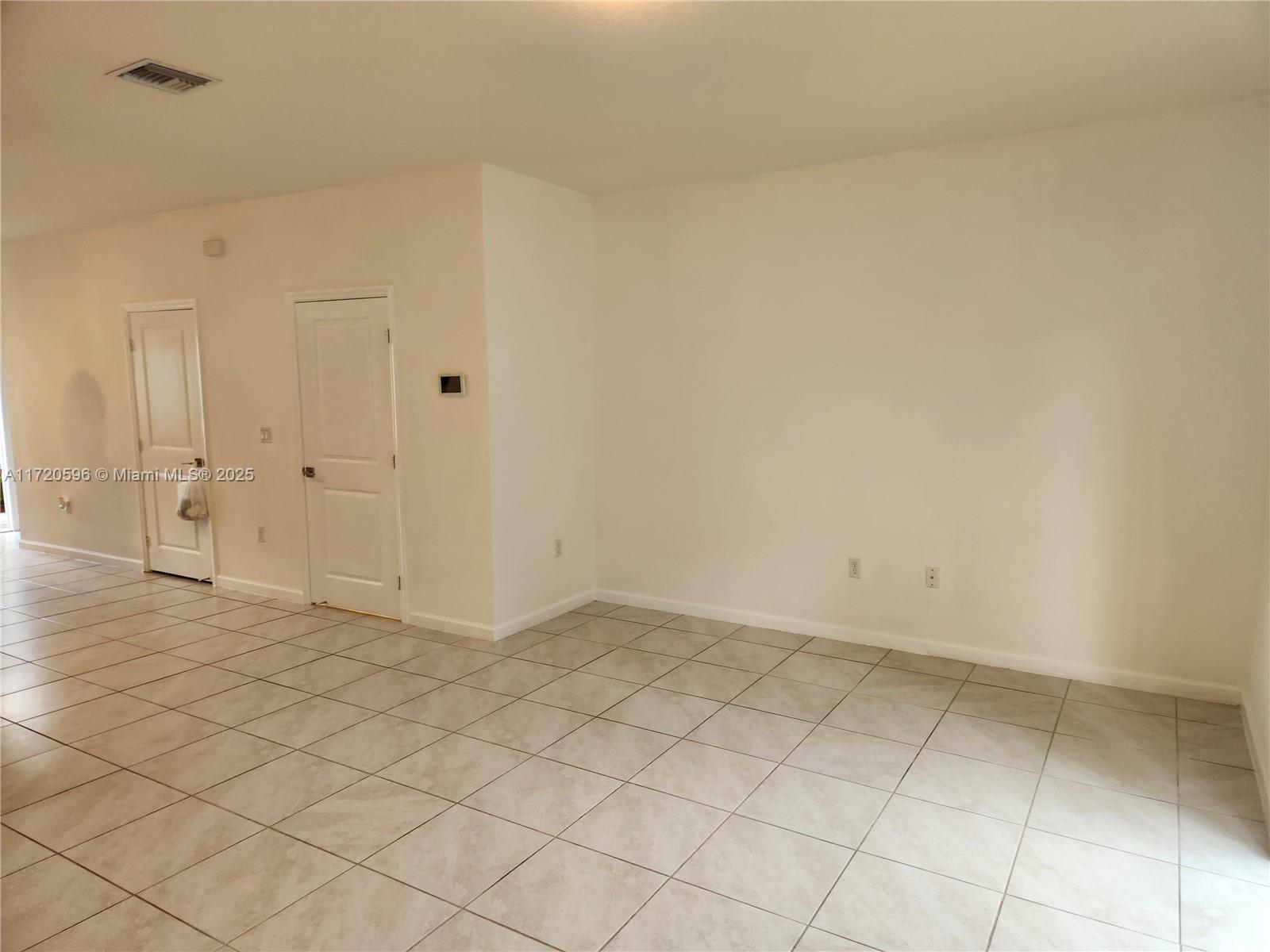 PRINCETON - Residential