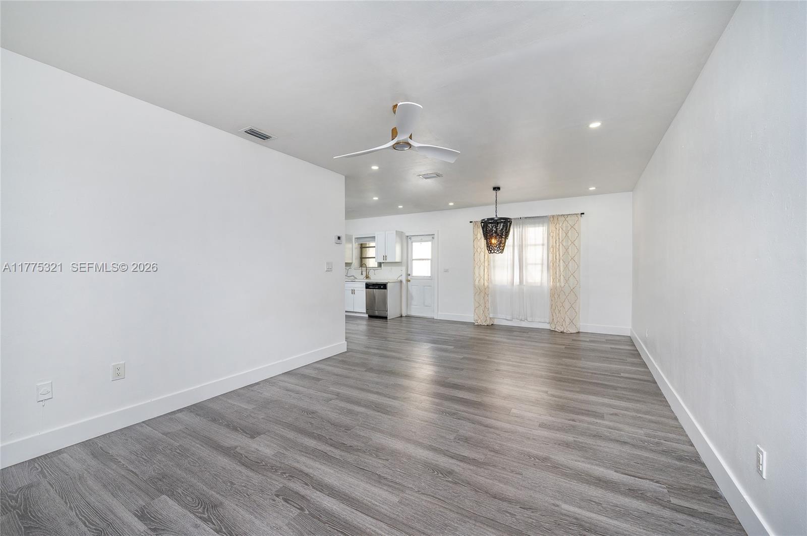 CORAL GROVES - Residential Income