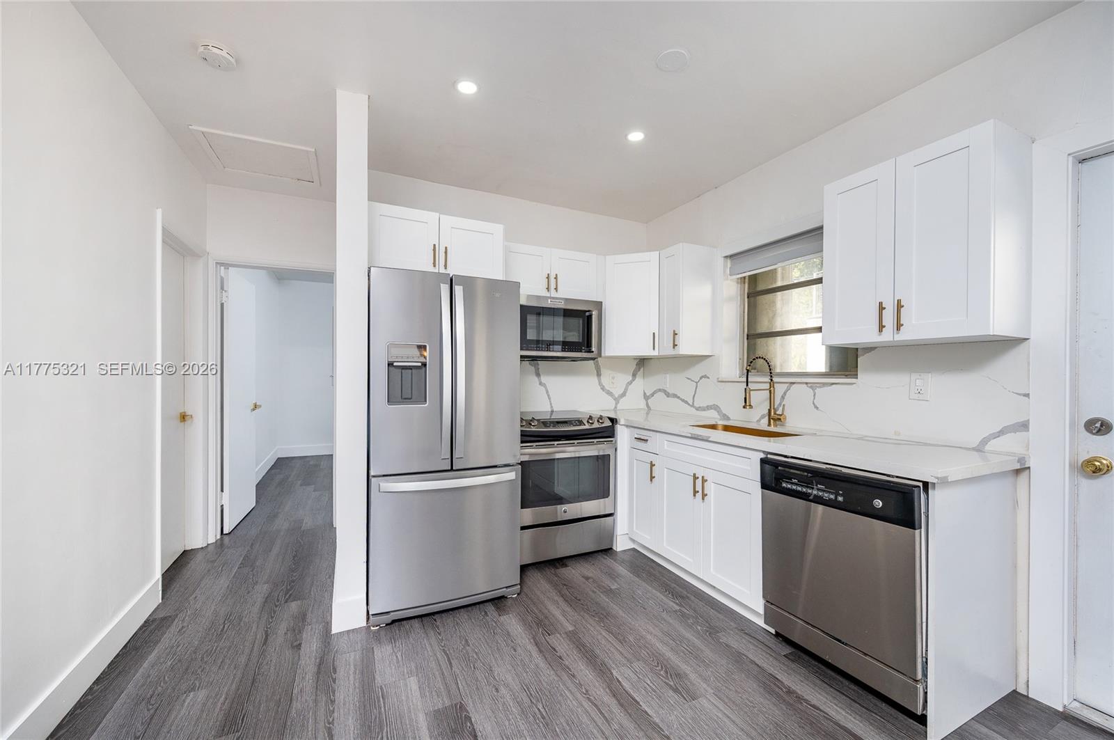 CORAL GROVES - Residential Income