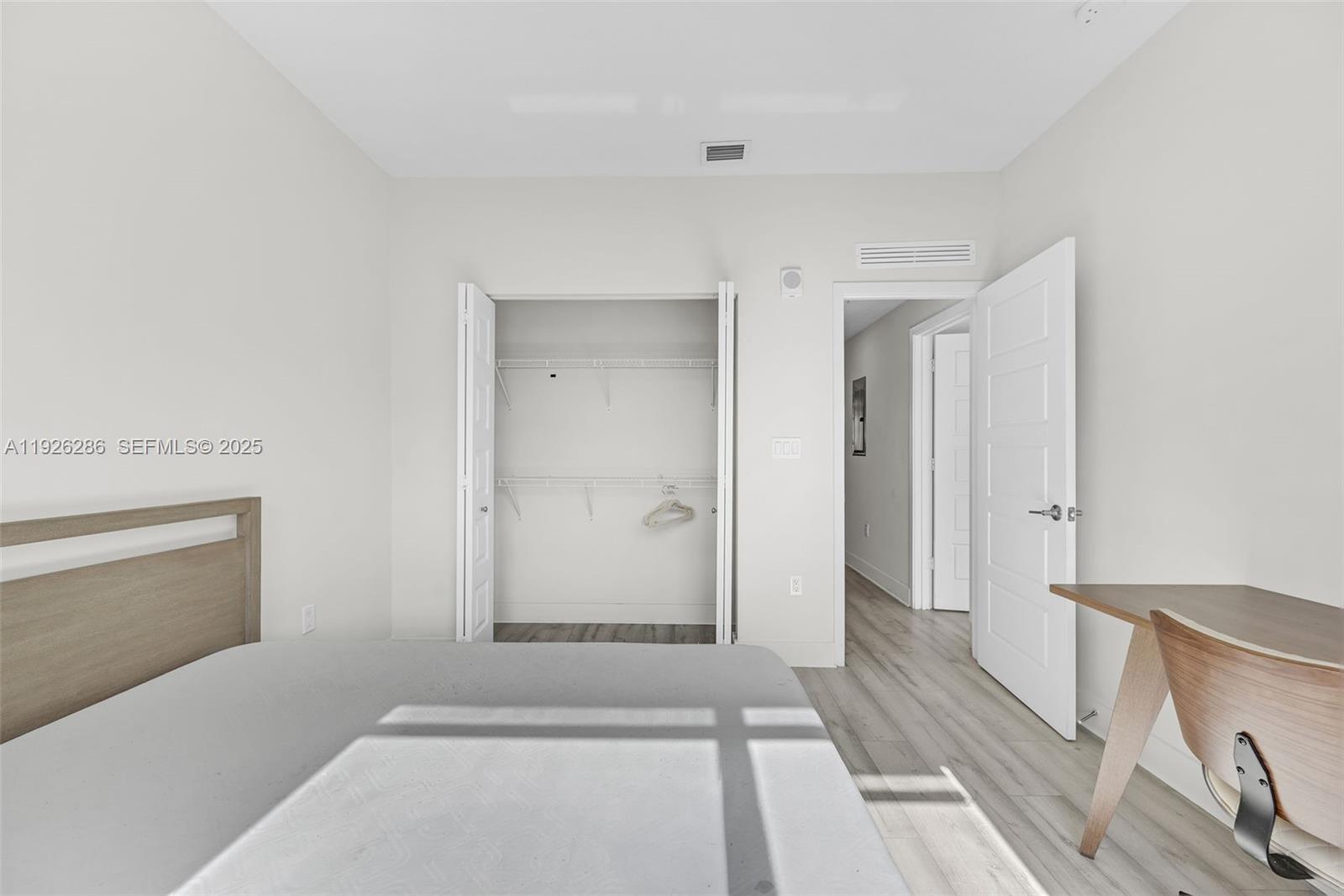 DOWNTOWN DORAL SOUTH PHAS - Residential