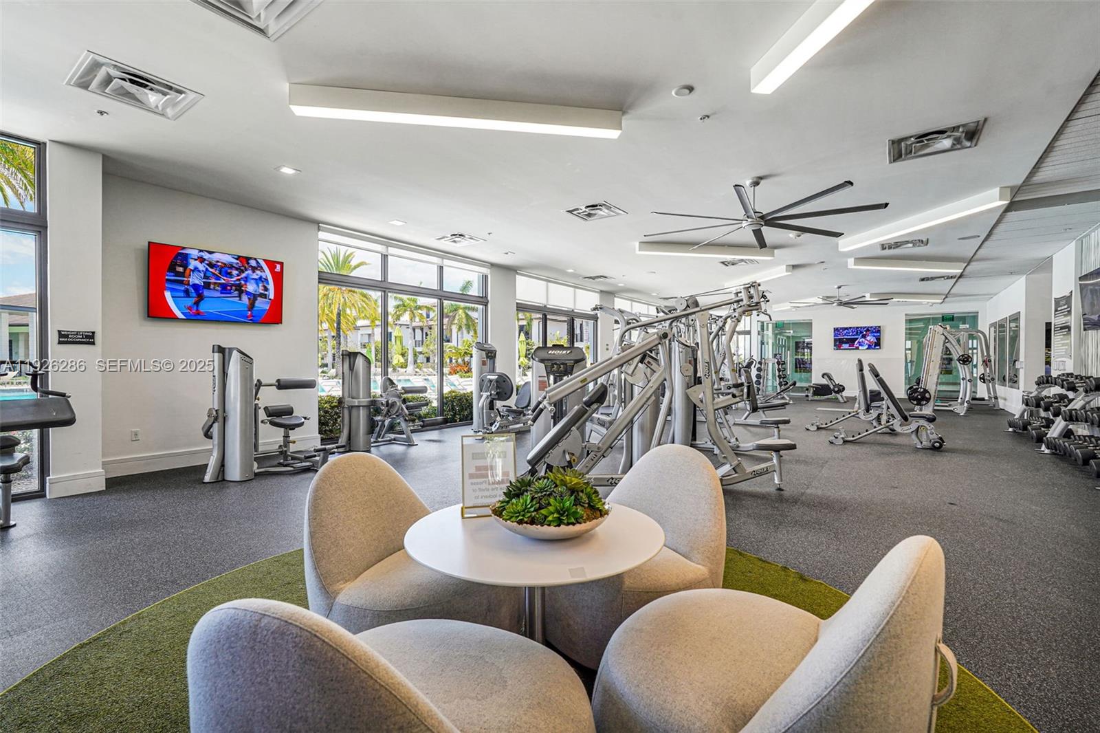 DOWNTOWN DORAL SOUTH PHAS - Residential