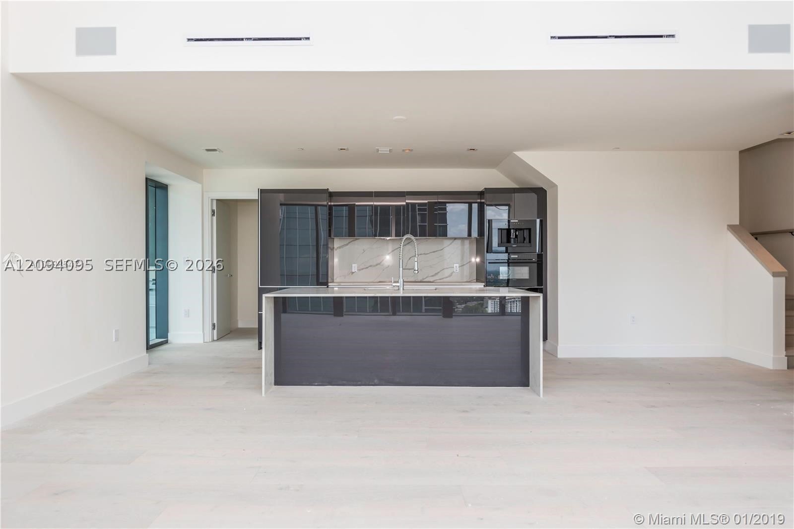 1451 Brickell Ave 4004