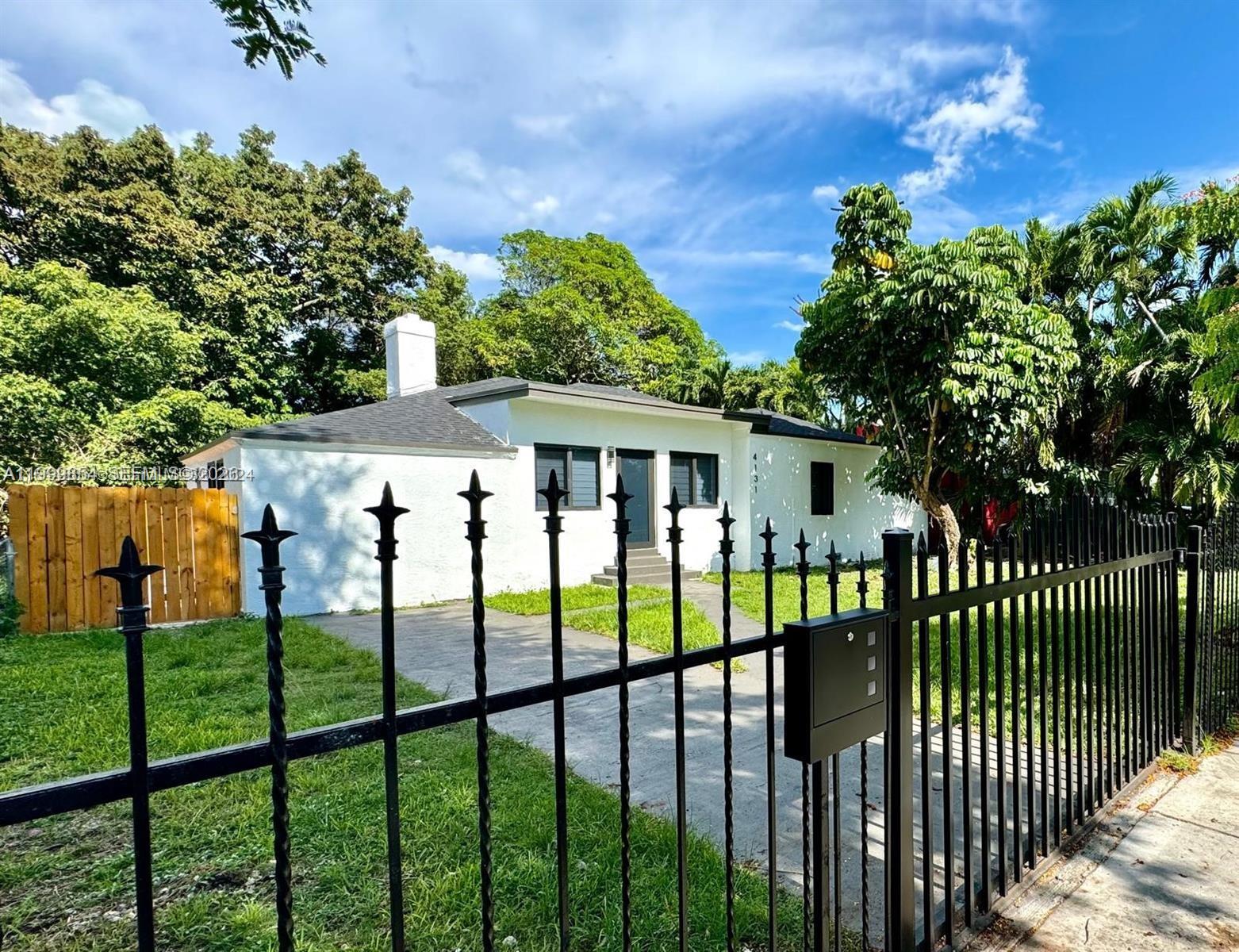 W BUENA VISTA CEN - Residential Lease