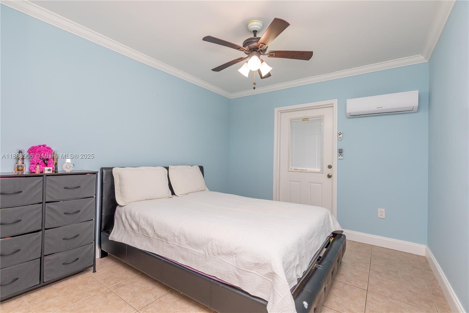 LAGUNA PONDS SEC I - Residential