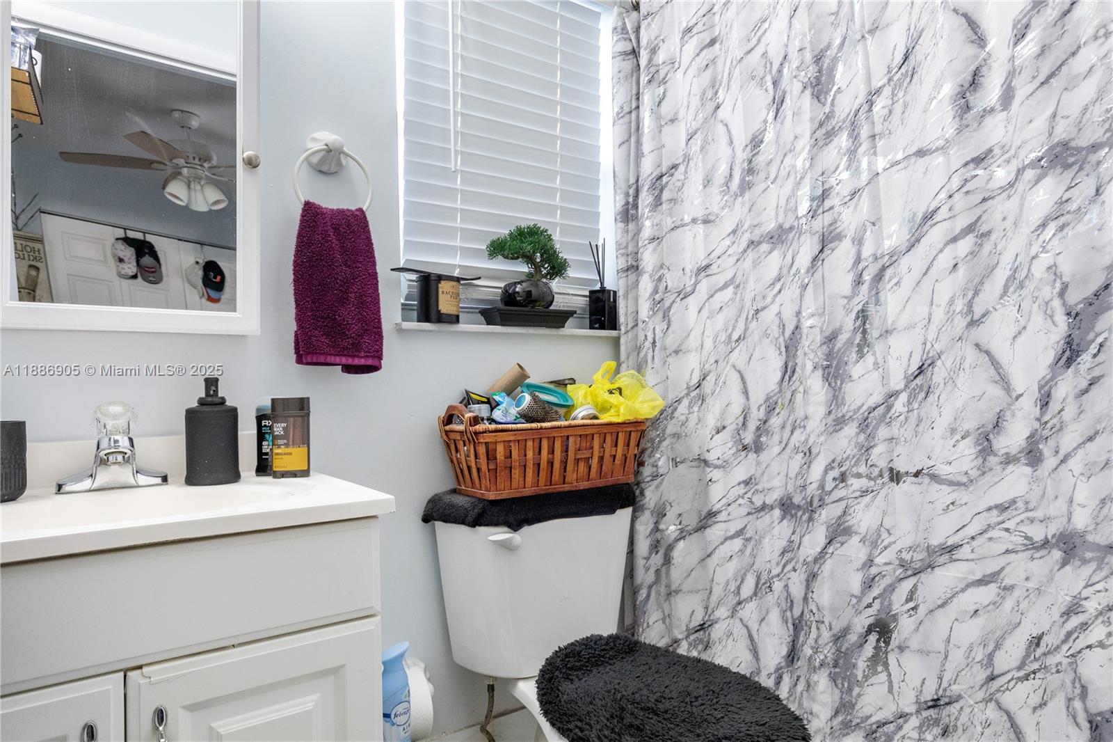 LAGUNA PONDS SEC I - Residential