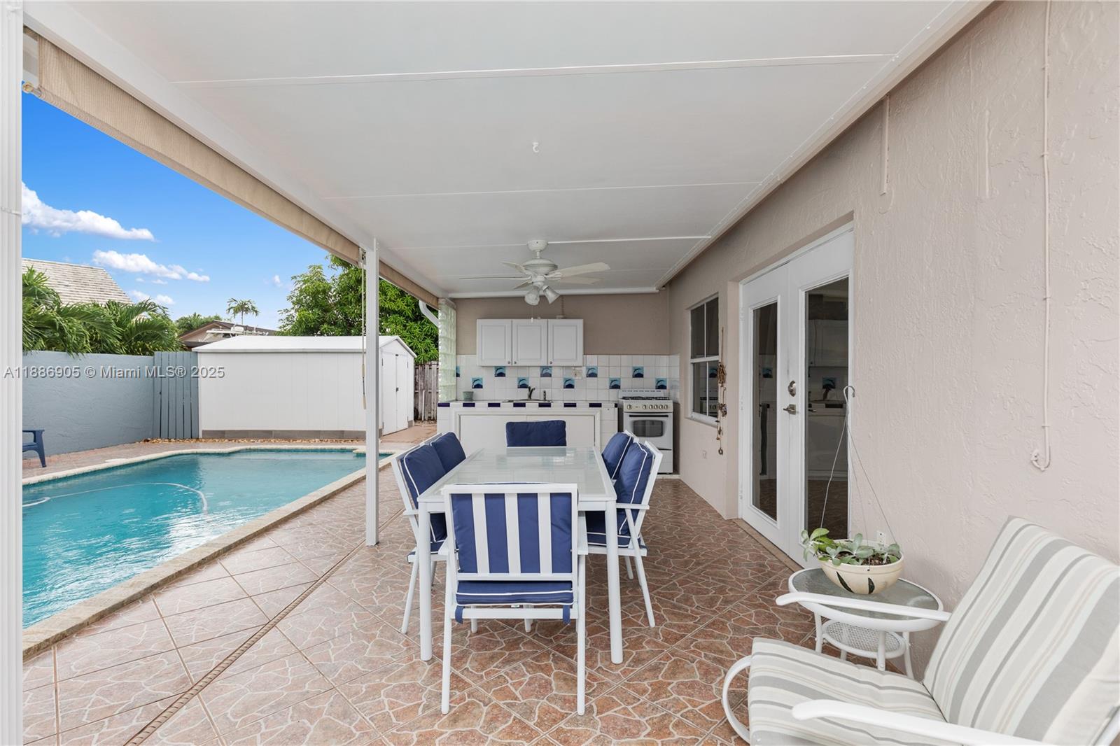 LAGUNA PONDS SEC I - Residential