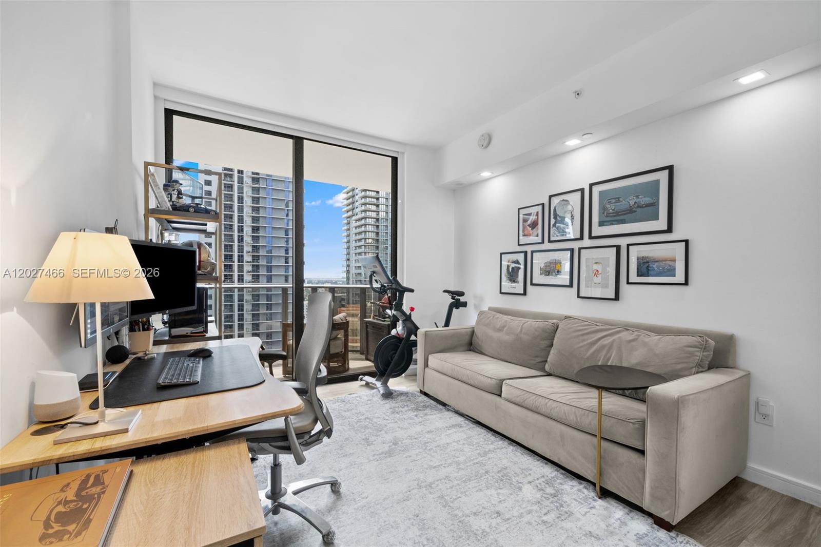 801 SMA RESIDENCES CONDO - Residential