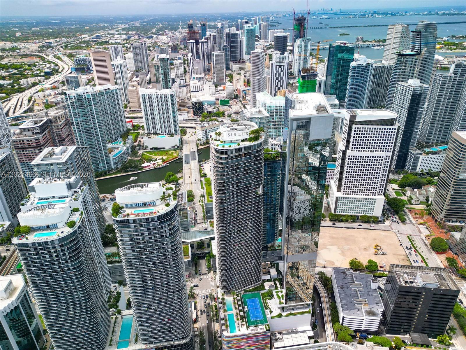 801 SMA RESIDENCES CONDO - Residential