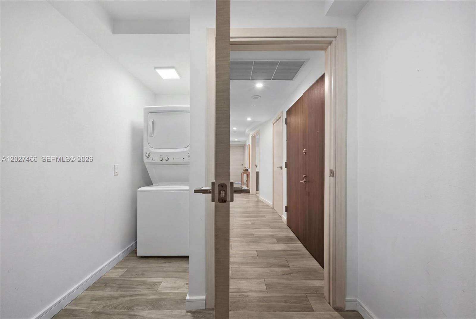 801 SMA RESIDENCES CONDO - Residential