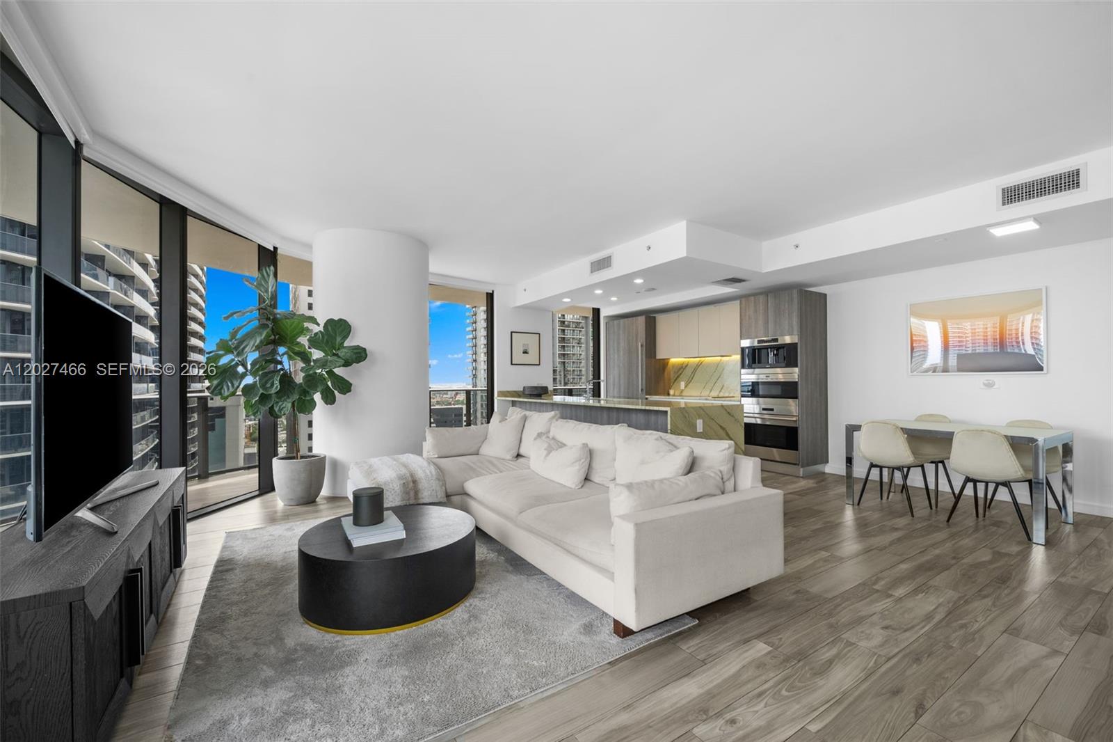 801 SMA RESIDENCES CONDO - Residential