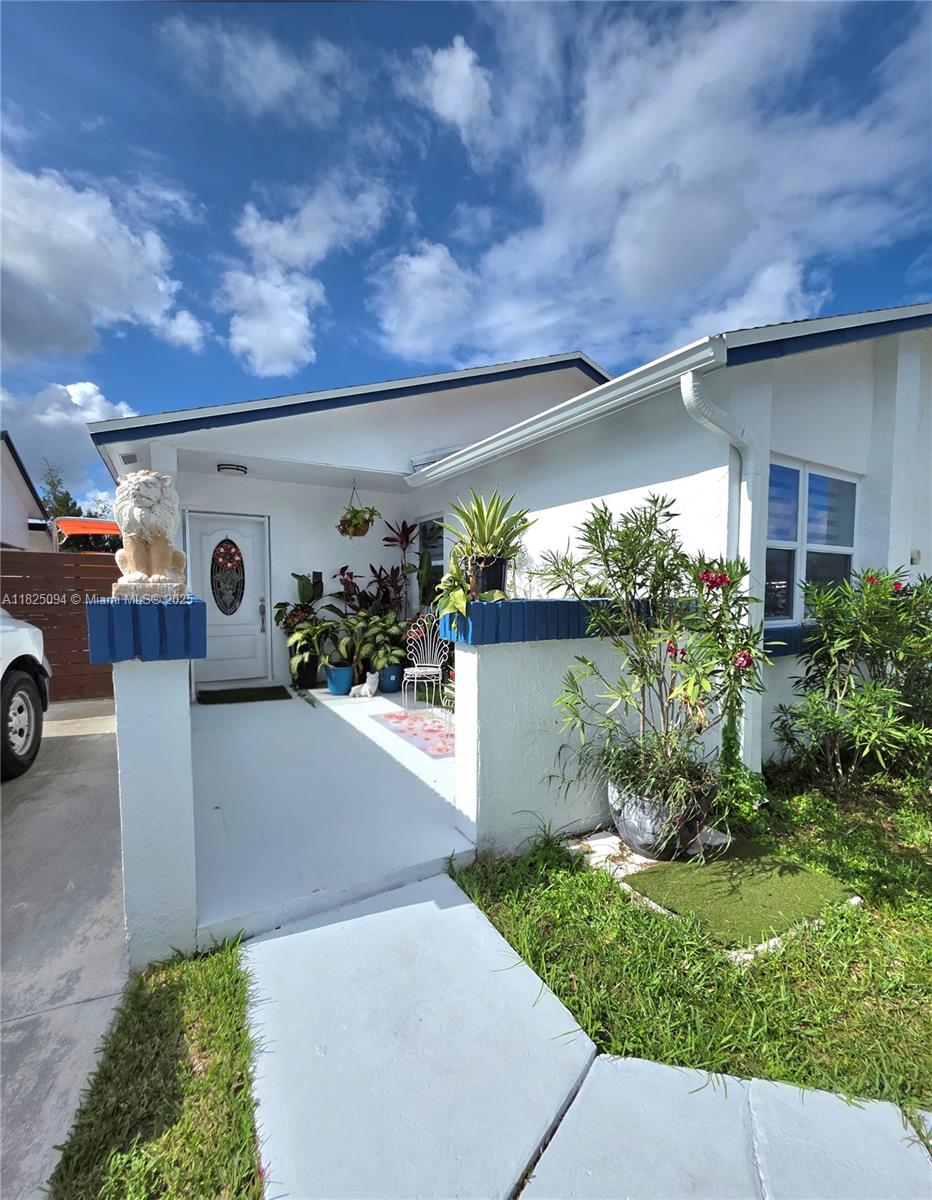 12307 SW 195th Ter 12307