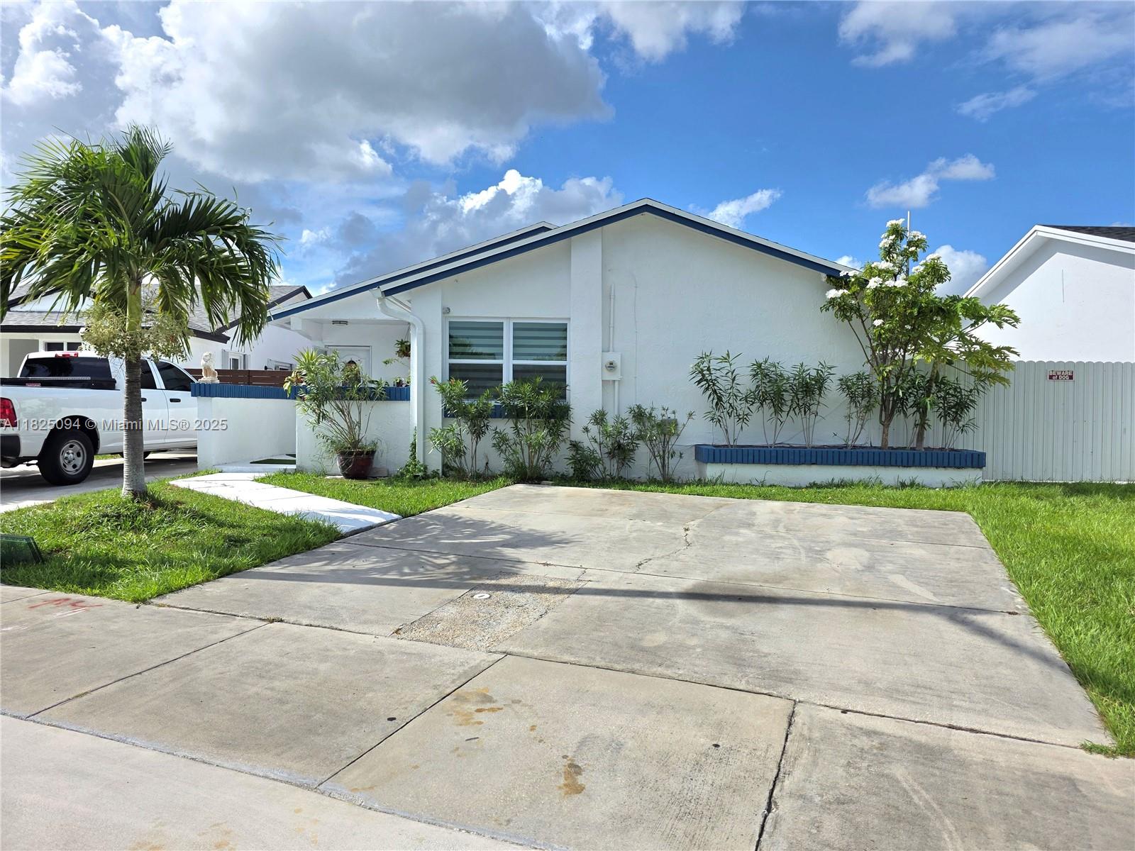 12307 SW 195th Ter 12307