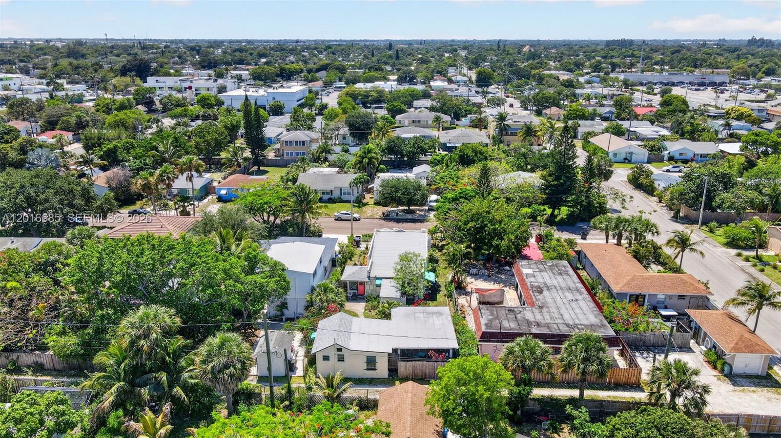 LAKE WORTH TOWN OF - Residential