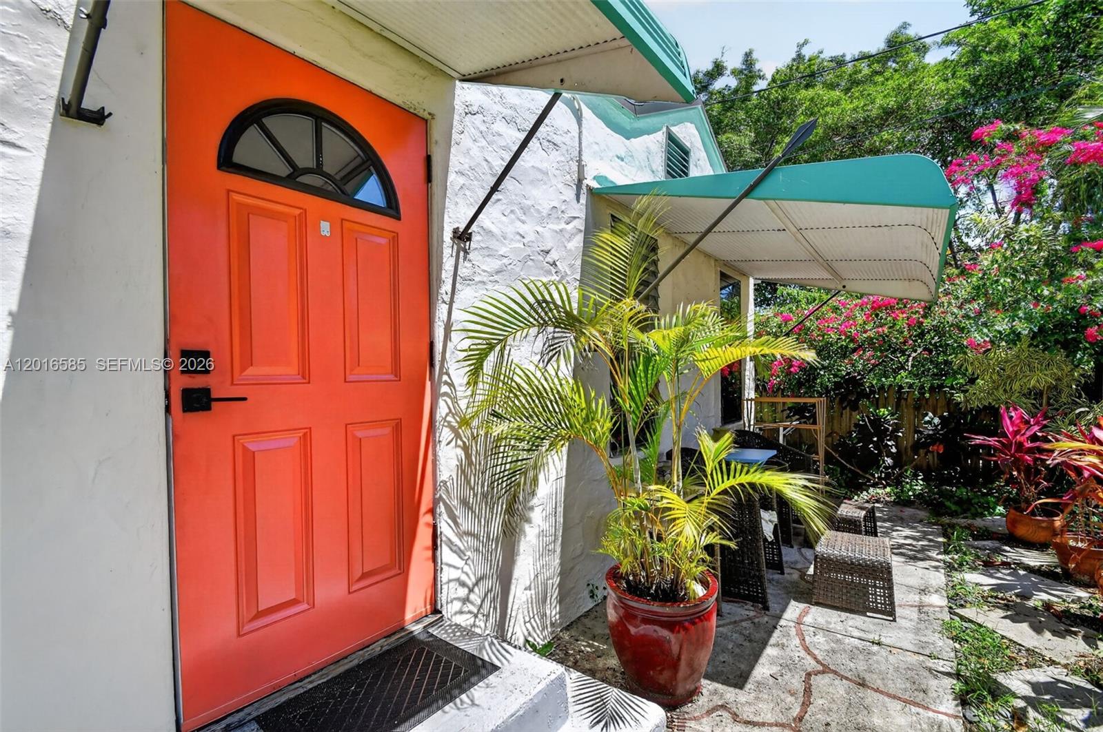 LAKE WORTH TOWN OF - Residential