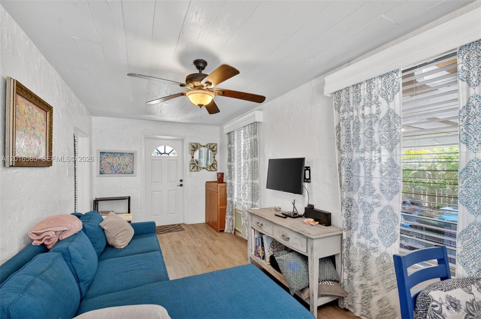 LAKE WORTH TOWN OF - Residential