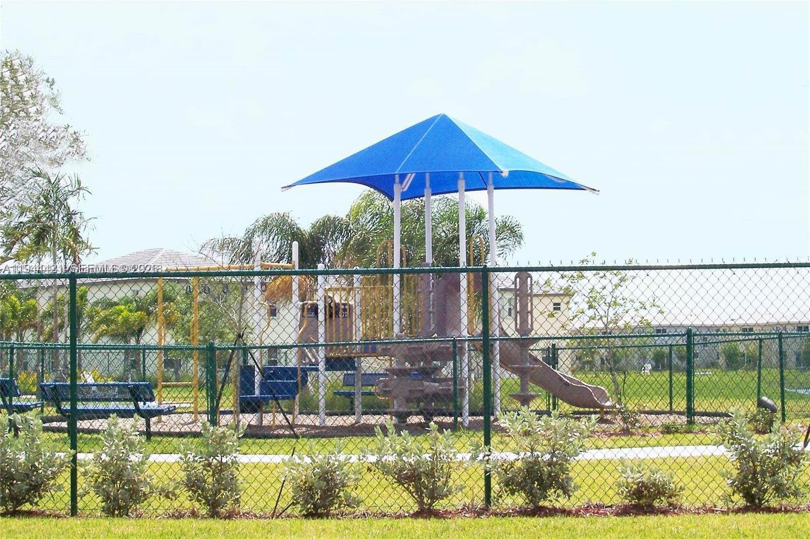 FIJI CONDO NO 2 - Residential