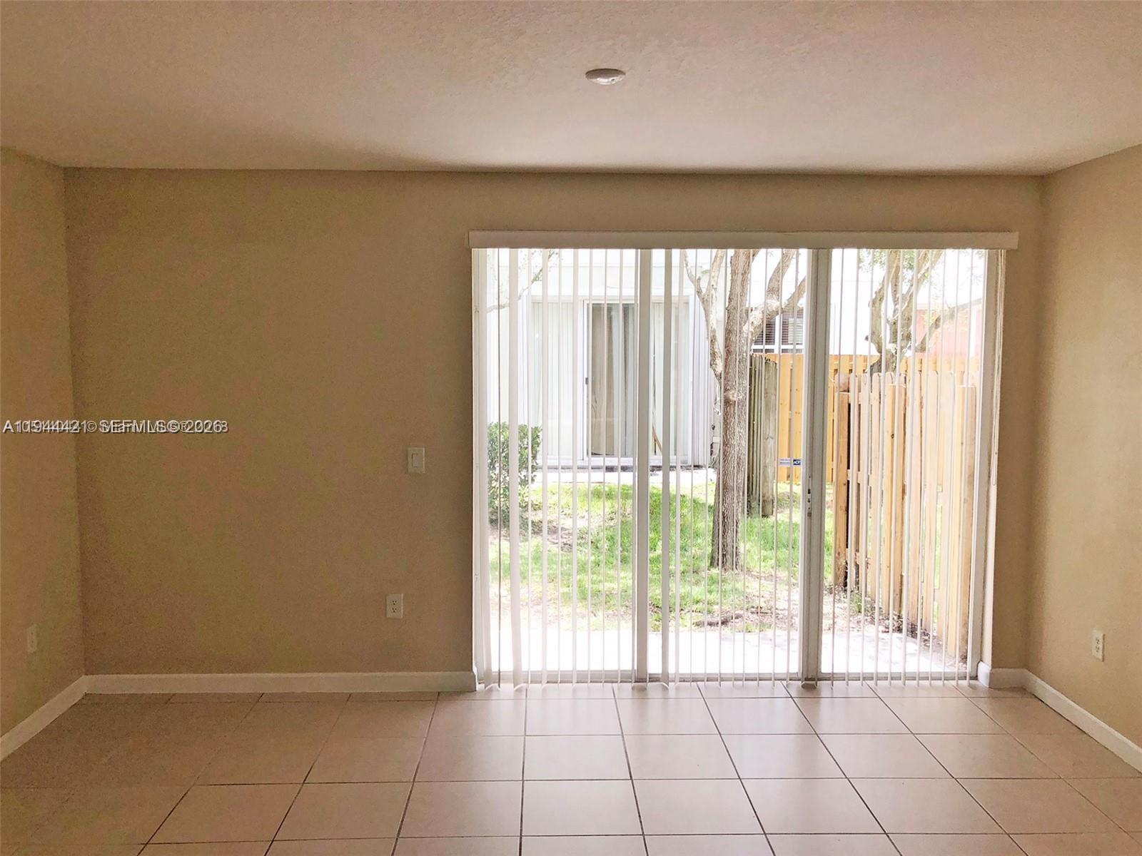 FIJI CONDO NO 2 - Residential