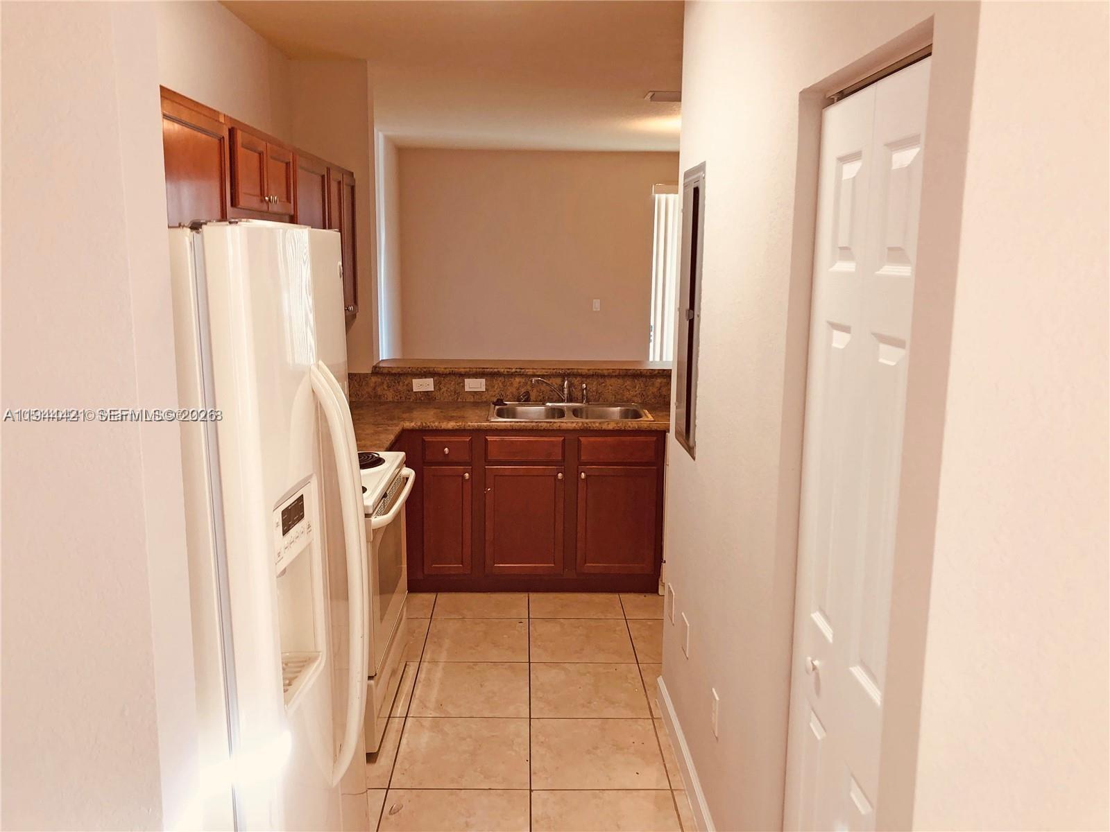 FIJI CONDO NO 2 - Residential