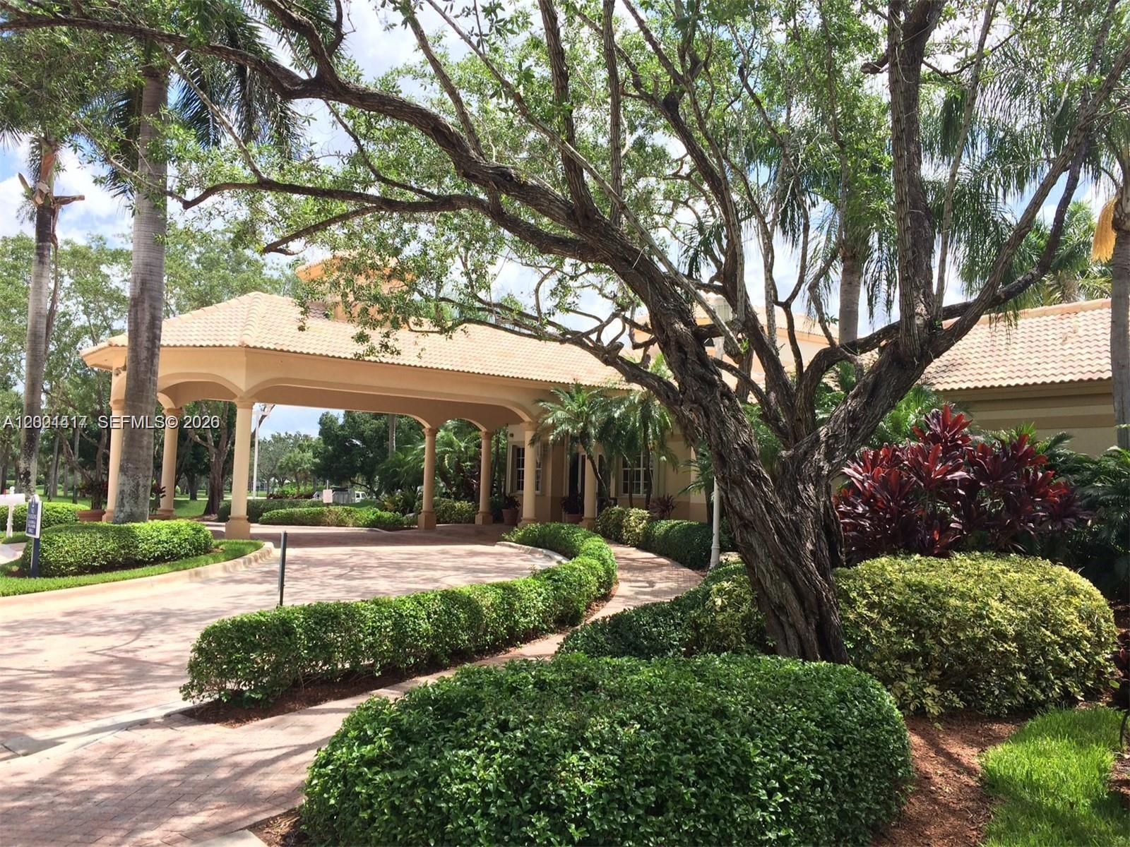 PEMBROKE ISLES V - Residential Lease