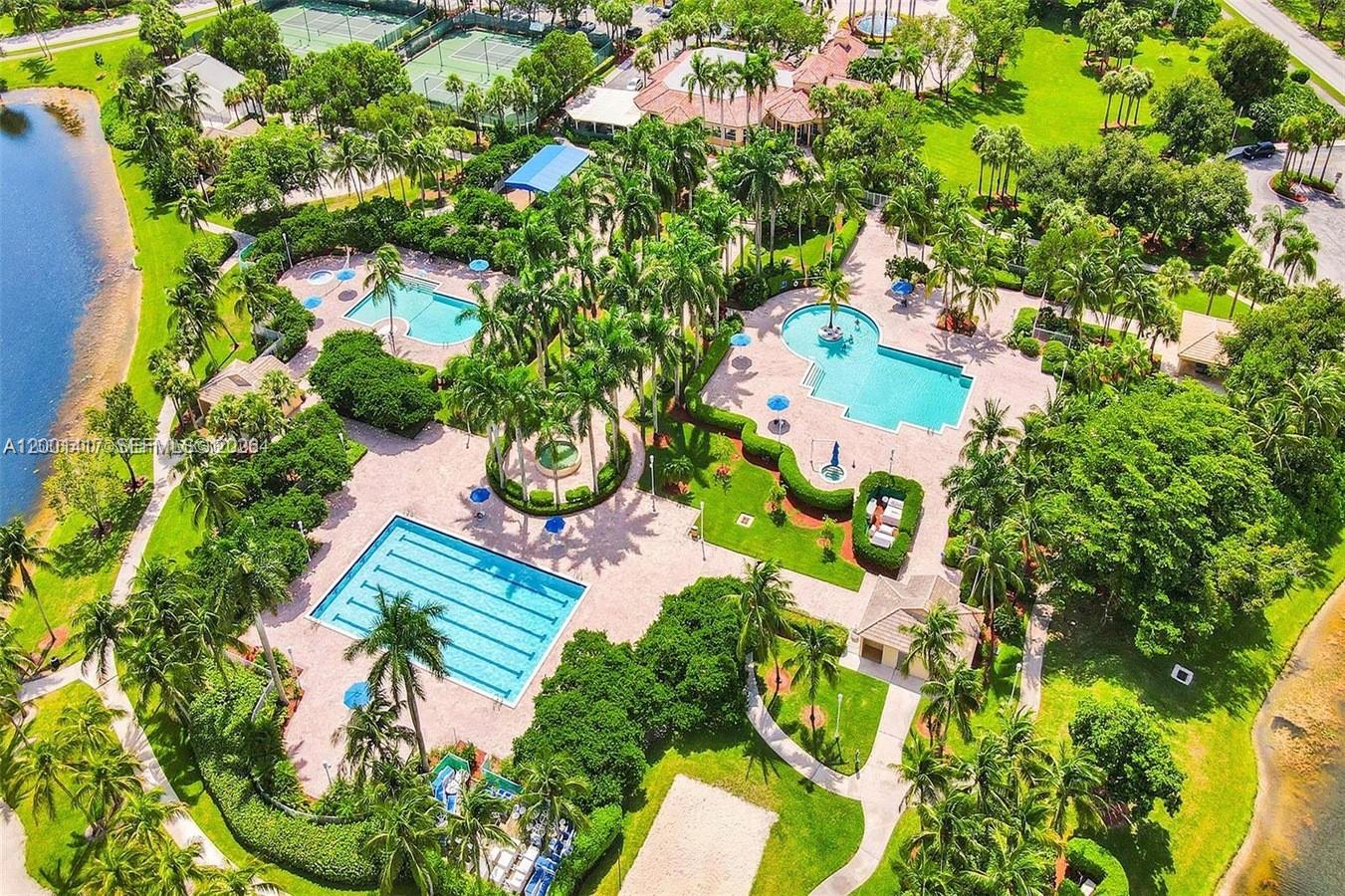 PEMBROKE ISLES V - Residential Lease