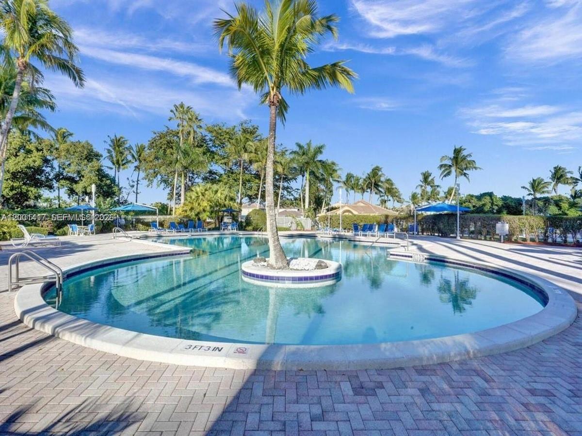 PEMBROKE ISLES V - Residential Lease