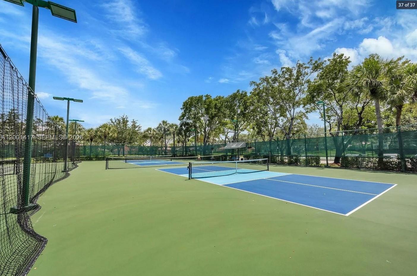 PEMBROKE ISLES V - Residential Lease