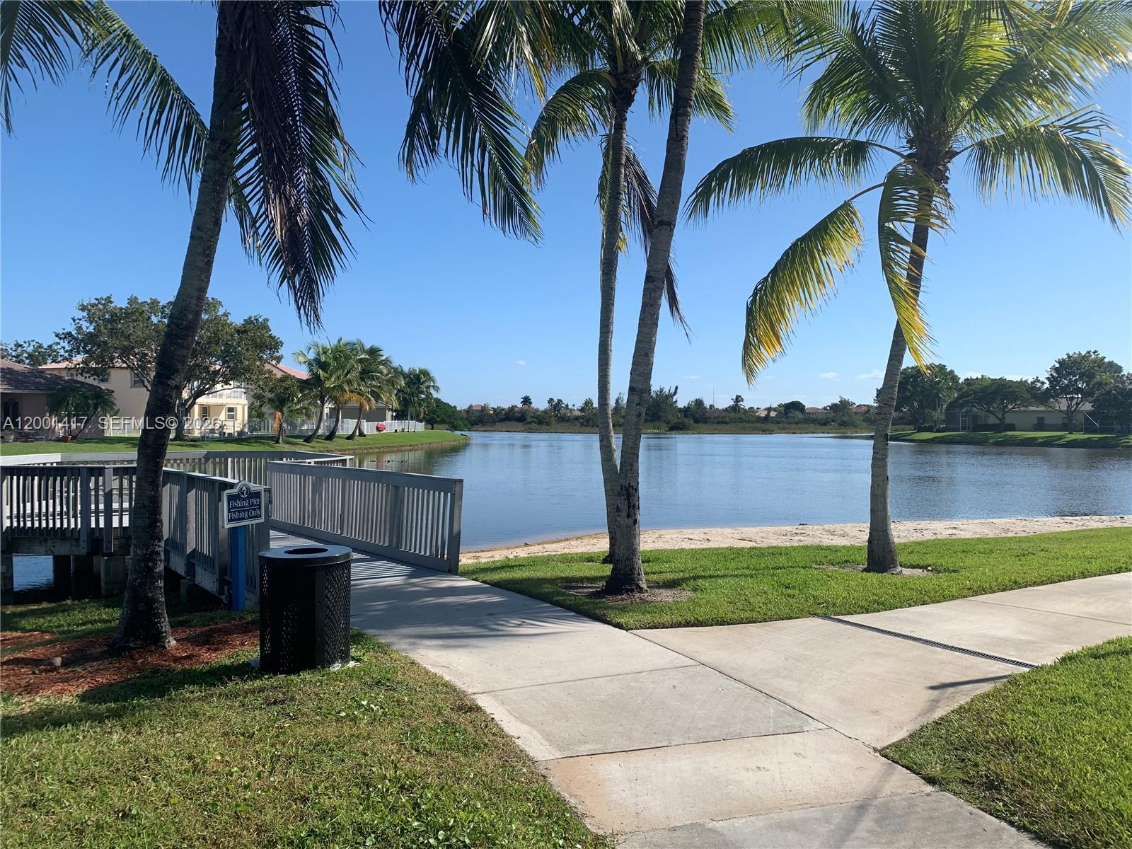 PEMBROKE ISLES V - Residential Lease
