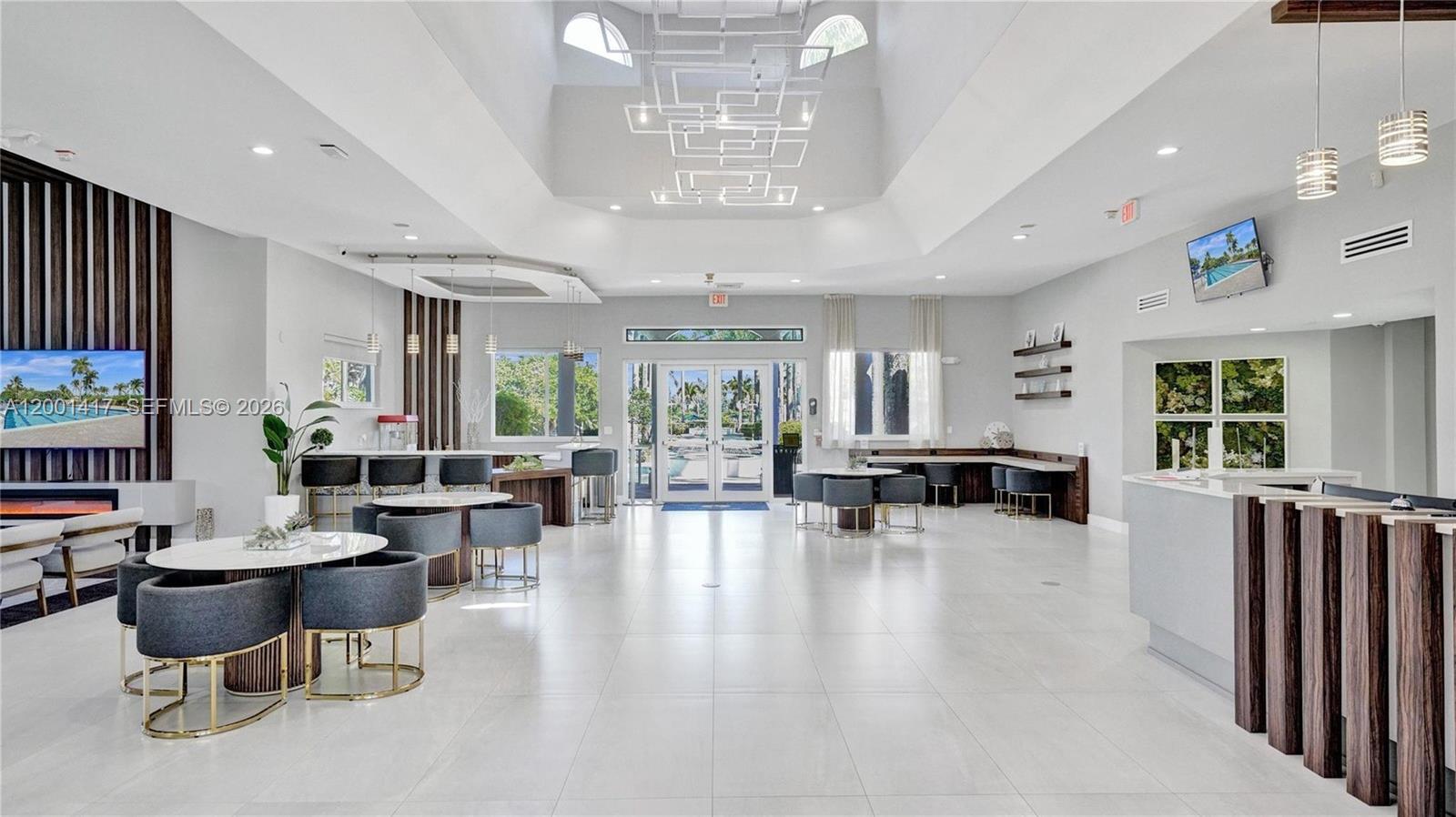 PEMBROKE ISLES V - Residential Lease