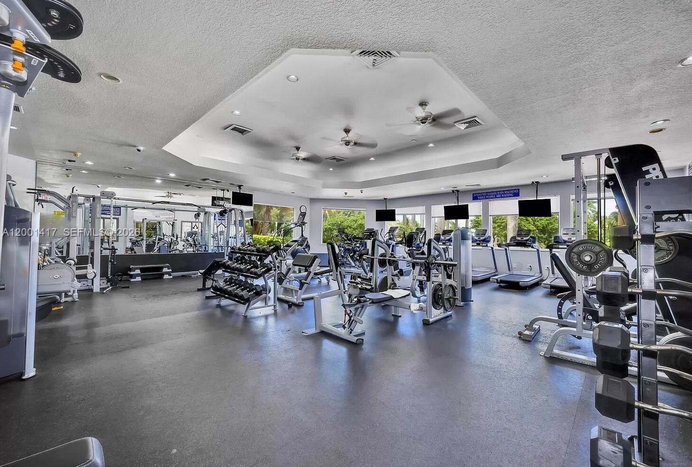 PEMBROKE ISLES V - Residential Lease