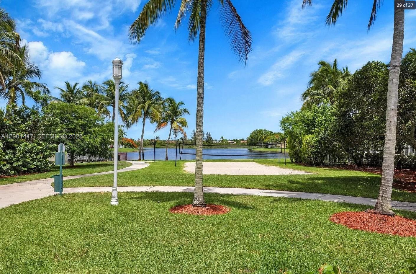 PEMBROKE ISLES V - Residential Lease