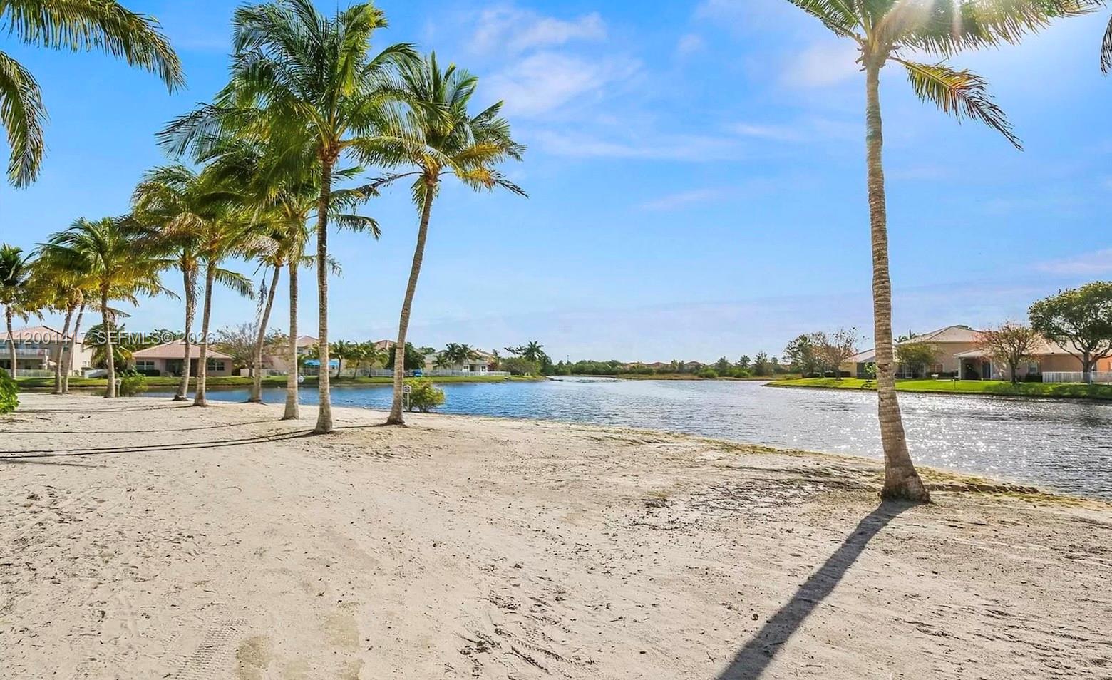 PEMBROKE ISLES V - Residential Lease