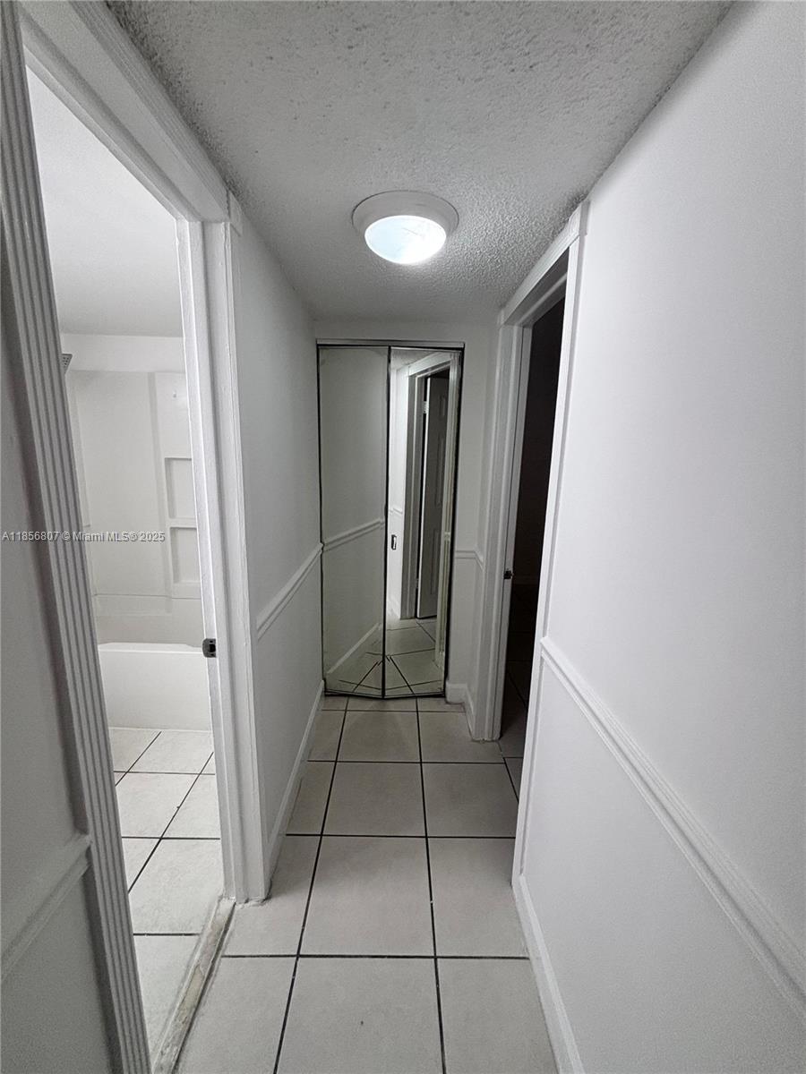 LAGO WEST B CONDOMINIUM - Residential Lease