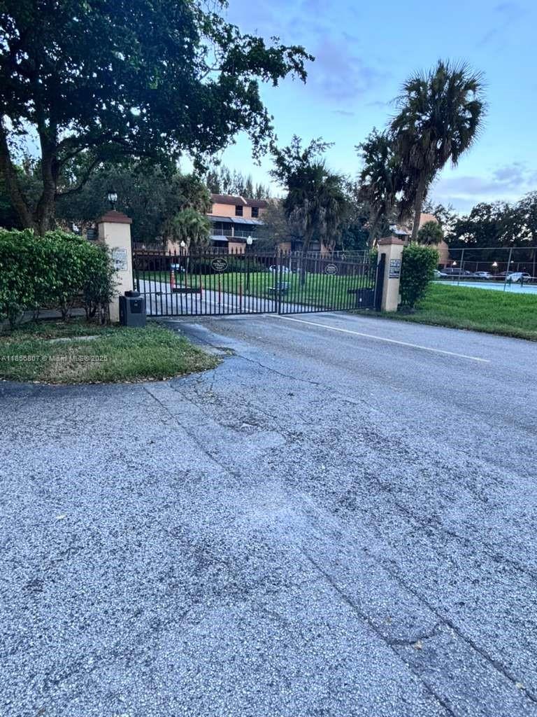 LAGO WEST B CONDOMINIUM - Residential Lease