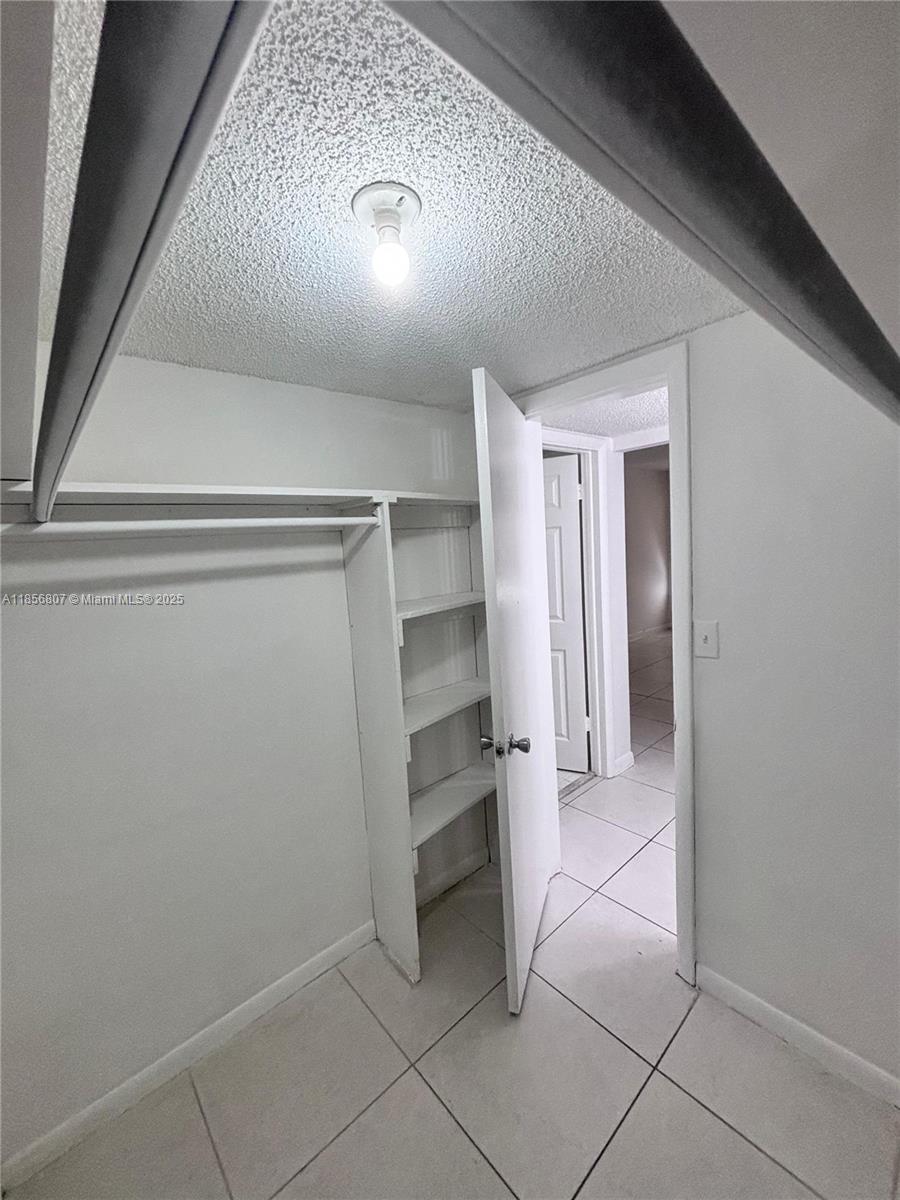 LAGO WEST B CONDOMINIUM - Residential Lease