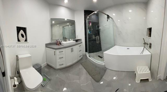 LAKES OF DEER CREEK - Residential