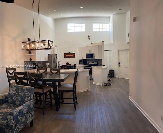 LAKES OF DEER CREEK - Residential