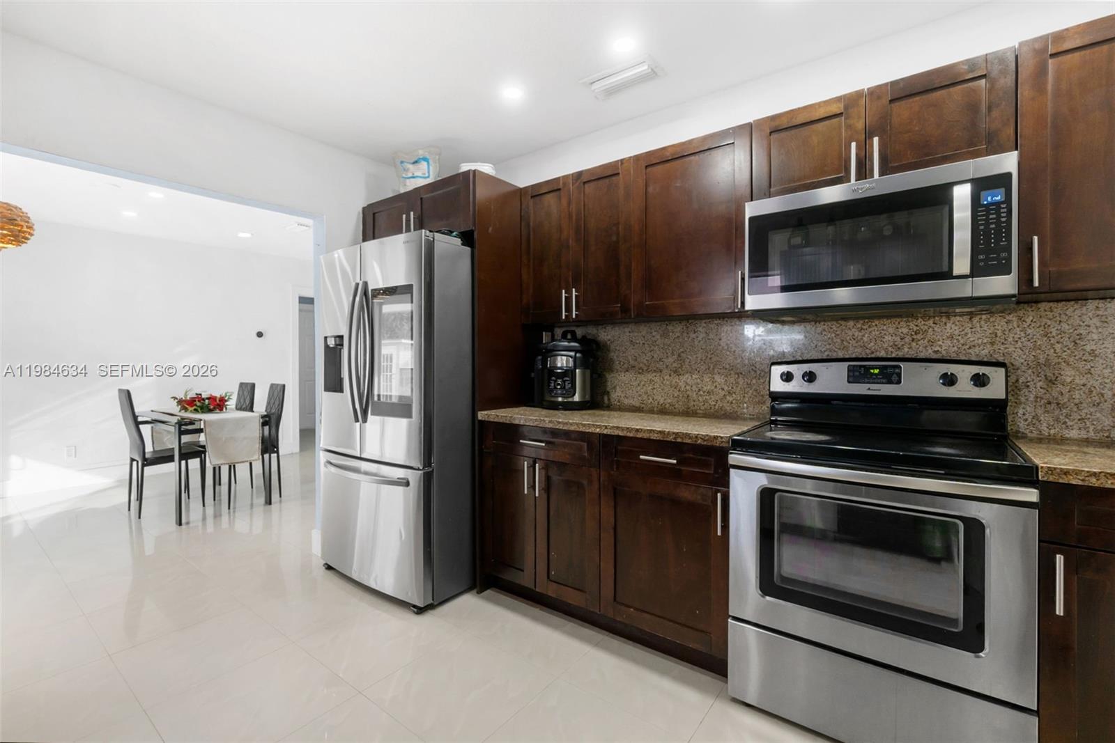 Hollywood East - Residential